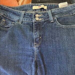 Levis 526 Slender Boot Jeans